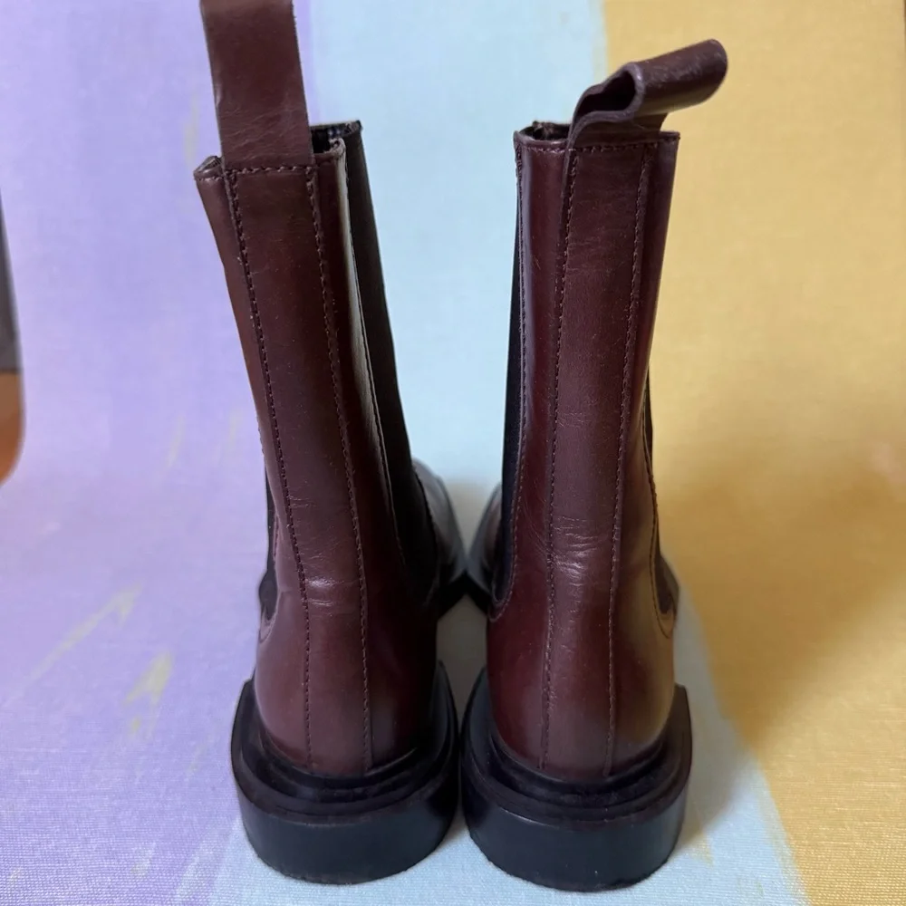 ZARA Brown Leather Chelsea Boots size 6